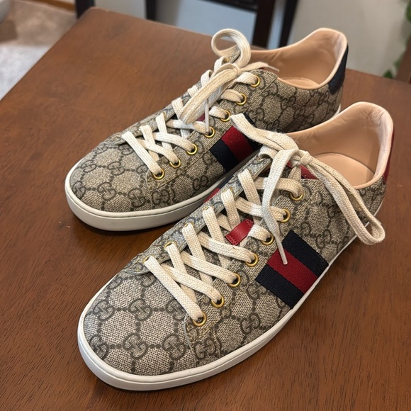 Gucci GG Canvas Sneakers Authentic - Picture 3 of 11